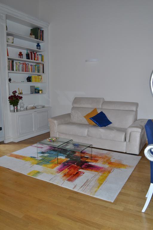 Oasi Letizia Apartment Firenze Bagian luar foto